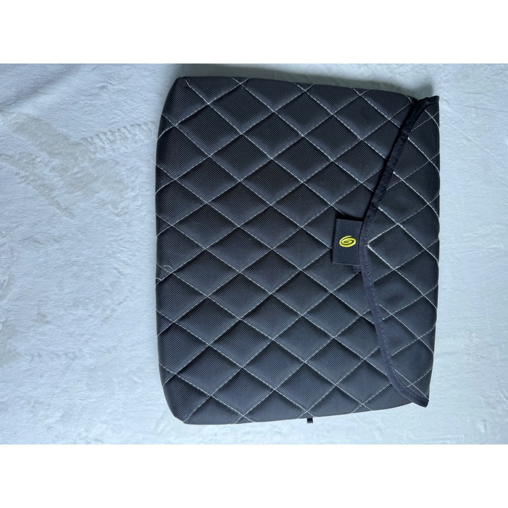 Timbuk2 Quilted Laptop Sleeve Case Black Corduroy Lined Large 15 Inch